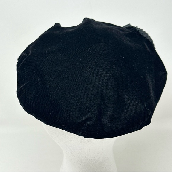Vintage Union Made USA Black Velvet Beret Hat Womens VTG - Picture 4 of 7